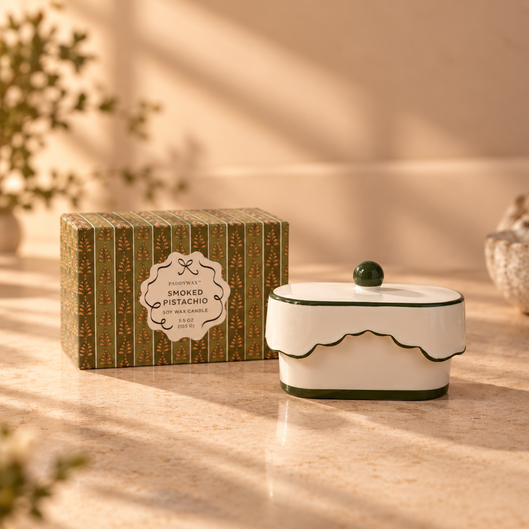 شمعة بوعاء بورسيلان Smoked Pistachio