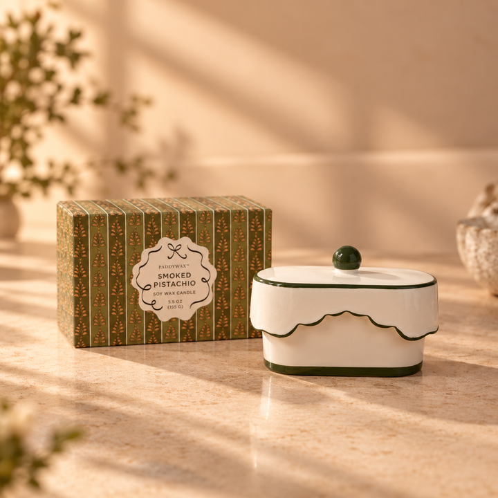 شمعة بوعاء بورسيلان Smoked Pistachio